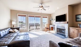 547 FRONT St, Rockaway Beach, OR 97136