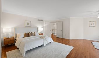 18 MONTFORT Dr, Belle Mead, NJ 08502