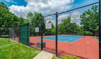 4220 32ND St S, Arlington, VA 22206