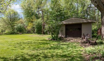 886 High Point Dr, Chesterton, IN 46304
