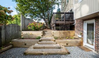 4614 ROXBURY Dr, Bethesda, MD 20814