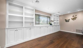 4700 Clearview Dr, Bartlesville, OK 74006