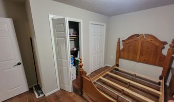 102 10th Ave, Belle Fourche, SD 57717