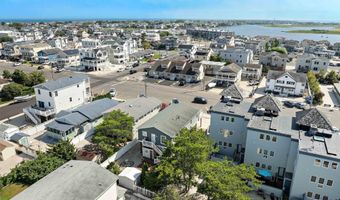 511 Engleside Ave, Beach Haven, NJ 08008