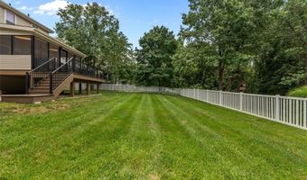 2535 Barrett Springs Dr, Ballwin, MO 63021