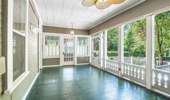 531 Thomaston St, Barnesville, GA 30204