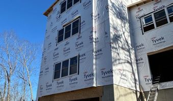 LAURA Court, Basye, VA 22810