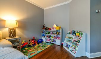 18 Westfield Pl, Athens, OH 45701