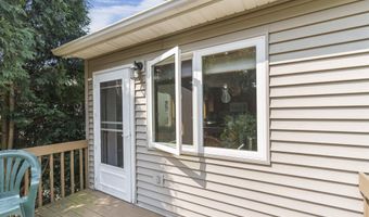1529 15th St, Baraboo, WI 53913