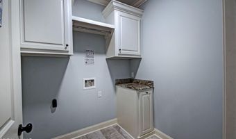 2072 Quail Hill Rd, Brandon, MS 39042