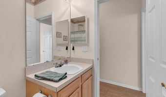 90 Sandpiper Dr, Bayville, NJ 08721