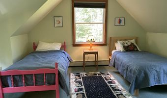 29 Folkestone Dr, Bar Harbor, ME 04609