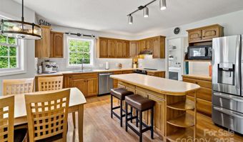 423 Cad Campbell Rd, Bakersville, NC 28705