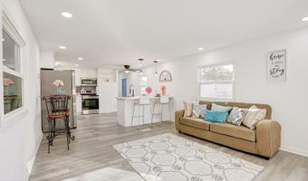 3 CLAYTON Dr, Clayton, DE 19938