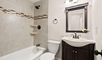 4211 DOWNING St, Annandale, VA 22003