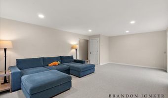 9095 76th St SE, Alto, MI 49302