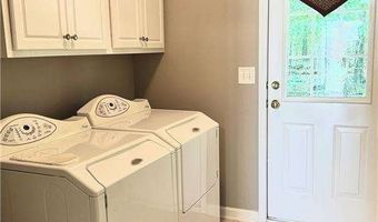 3389 Lathenview Ct, Alpharetta, GA 30004