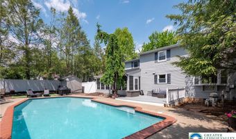 814 S Hays St, Allentown, PA 18103