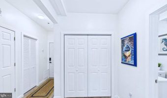 4 N Brighton Ave, Atlantic City, NJ 08401