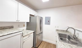 46-261 Kahuhipa St 310, Kaneohe, HI 96744
