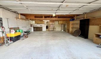 3030 Tamarack Cir, Bosque Farms, NM 87068