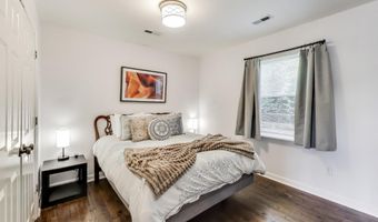 3100 N GLEBE Rd, Arlington, VA 22207