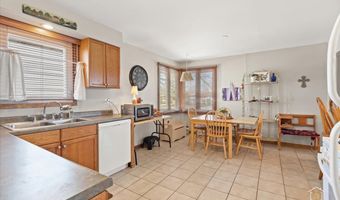 1228 S HADDOW Ave, Arlington Heights, IL 60005