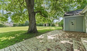 41073 N 1st St, Antioch, IL 60002