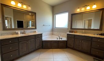 1404 Madison Ave, Bentonville, AR 72713