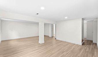 1805 S POLLARD St, Arlington, VA 22204