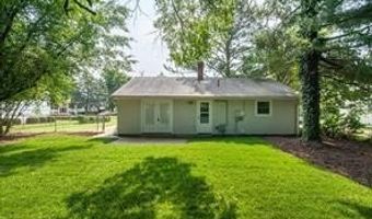279 SAMUEL PAYNTER Dr, Dover, DE 19904