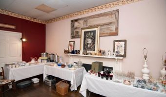 342 S Monroe St, Alderson, WV 24910