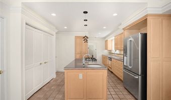 556 Sierra Madre Blvd, San Marino, CA 91108