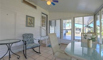727 Hyacinth Cir, Barefoot Bay, FL 32976