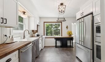 3207 WINNEGAMIE Dr, Appleton, WI 54914