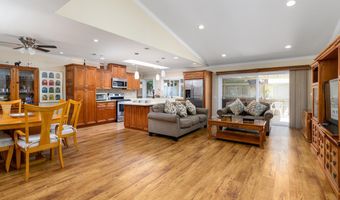 17219 Village 17, Camarillo, CA 93012