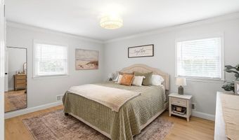 64 WOODLAND Rd, Bayville, NJ 08721