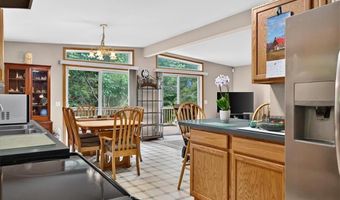 80 Old Shannock Rd, Charlestown, RI 02813