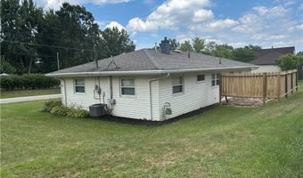 97 Idlewood Rd, Austintown, OH 44515