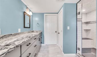 175 Highland Dr, Amherst, NY 14221