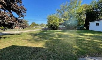 17116 Russell Ave, Allen Park, MI 48101