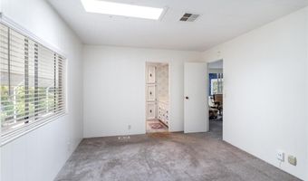 8975 Lawrence Welk 217, Escondido, CA 92026