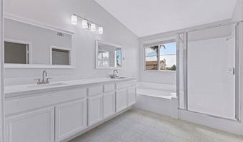 1323 Cottonwood Dr, Oceanside, CA 92056
