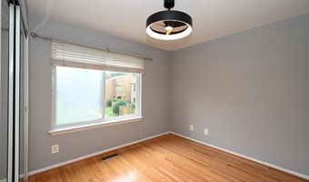 3107 BERRY Rd NE 11, Washington, DC 20018