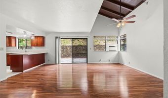 98-588 Kilinoe St 101, Aiea, HI 96701