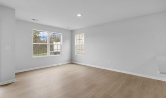 1062 C Dominy Ct, Camden, SC 29020