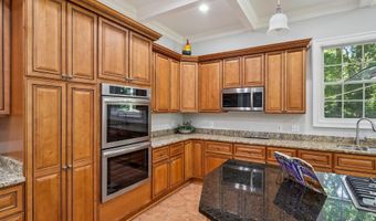3905 HUMMER, Annandale, VA 22003