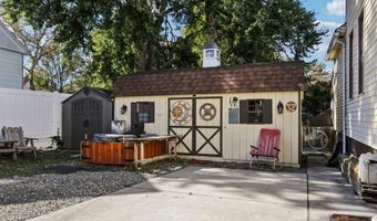 2 CRESTON Ave, Audubon, NJ 08106