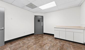 220 N WESTMONTE Dr A, Altamonte Springs, FL 32714