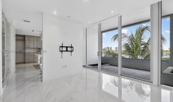 3750 Yacht Club Dr TH5, Aventura, FL 33180